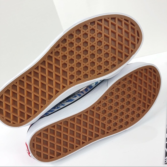 Vans Disney Mickey Mouse Retro Sk8 sneakers - Picture 6 of 7